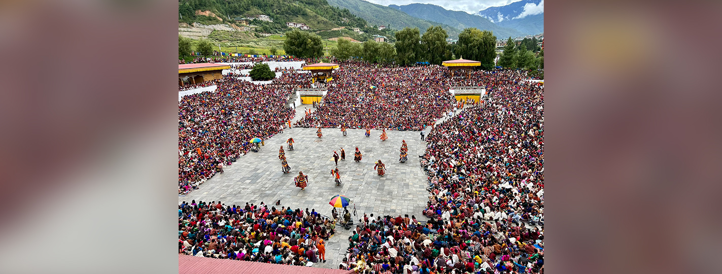  A privilege to witness the auspicious annual Thimphu Tshechu, a colourful display of the rich cultural traditions of the Thimphu region, and to seek blessings of His Eminence Dorji Lopen! Wishing everyone a blessed Thimphu Tshechu! 