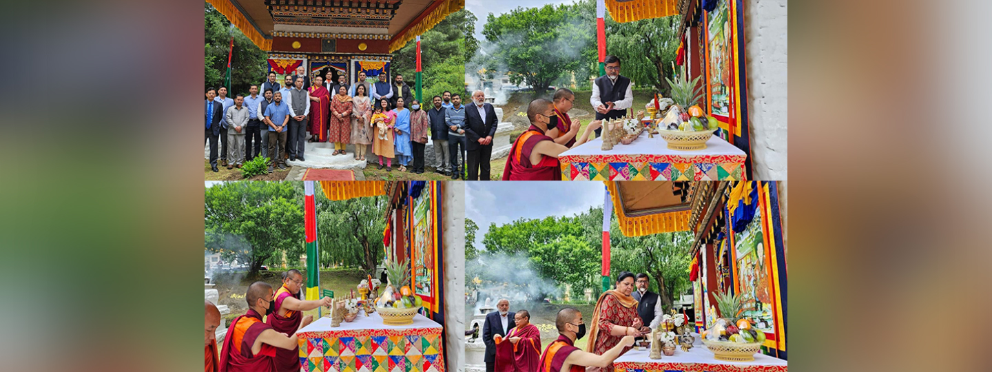  Ambassador Sudhakar Dalela led the Embassy team & Indian community members in Bhutan in offering prayers on the auspicious occasion of Buddha Purnima at the India House Chukhor Mani, along with His Eminence Yonten Lopen & monks from the Central Monastic Body of Bhutan.