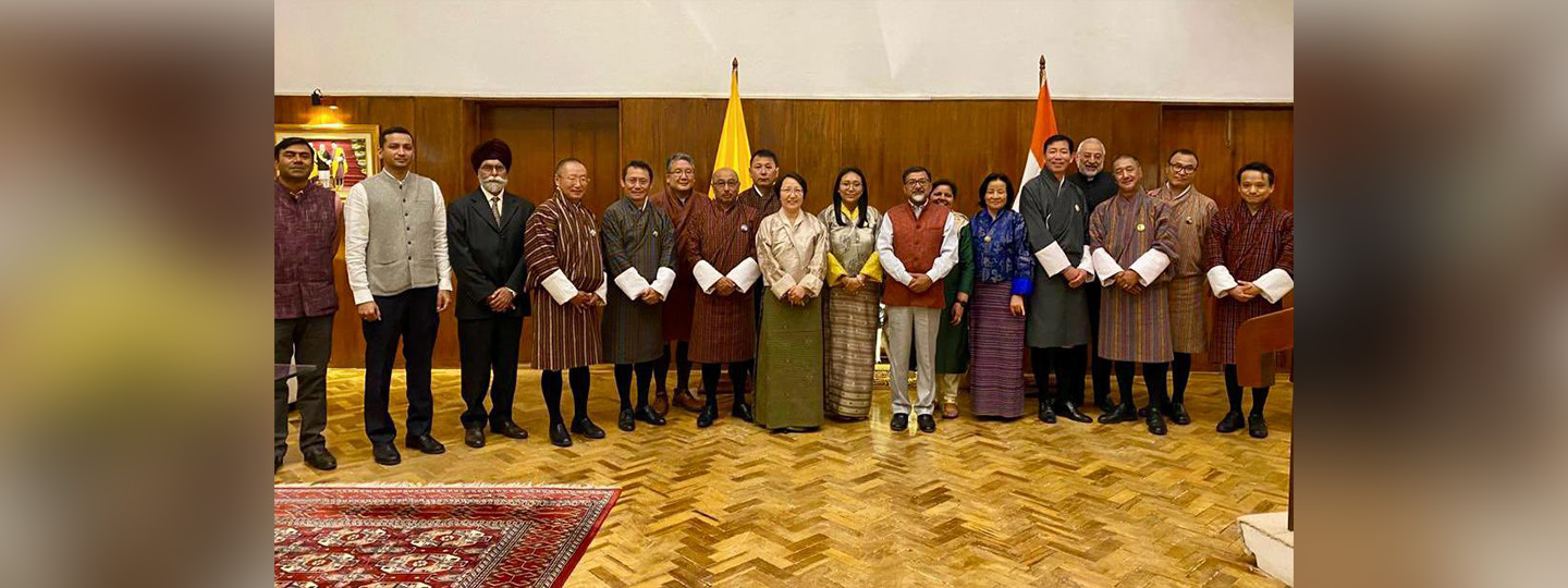 We are privileged to thank Chairperson, RCSC Dasho Karma Hamu Dorjee & all Commissioners at India House, in presence of M/o Education, Lyonpo Yeezang De Thapa. Appreciate contribution of @rcscbhutan in enhancing Bhutan India partnership in education, capacity building&public administration
